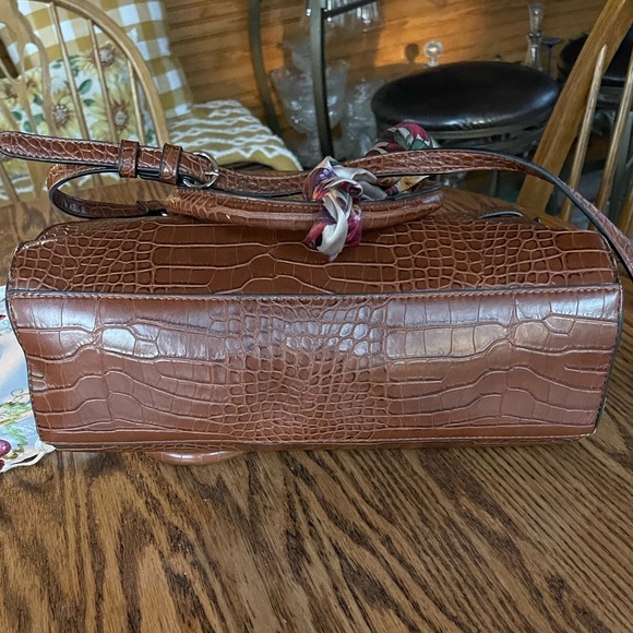 Dana Buchman Cora Satchel - Picture 5 of 9